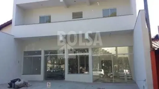 Prédio Comercial para alugar, 880m² no Jardim Bela Vista, Bauru