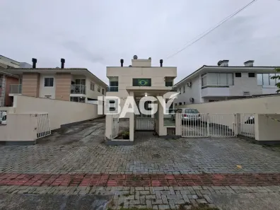 Apartamento com 2 Quartos para alugar, 68m² no Nova Palhoça, Palhoça