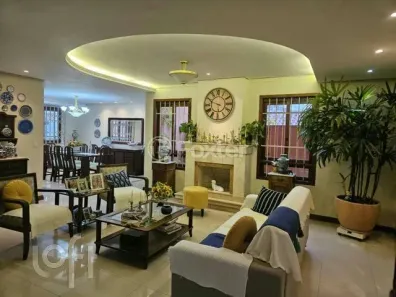 Casa com 4 Quartos à venda, 510m² no Vila Ipiranga, Porto Alegre