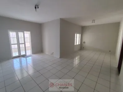 Casa com 3 Quartos para alugar, 170m² no Centro, Mogi Mirim