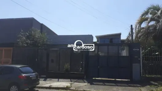 Casa com 3 Quartos à venda, 200m² no São Sebastião, Porto Alegre