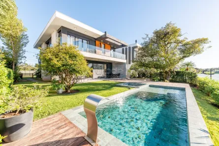 Casa de Condomínio com 4 Quartos à venda, 600m² no Sans Souci, Eldorado do Sul