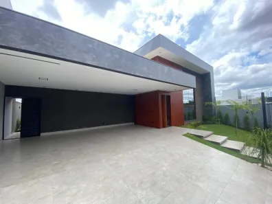 Casa com 4 Quartos à venda, 255m² no Jardim Michelangelo, Maringá