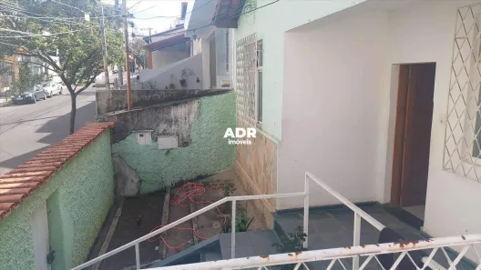 Casa com 3 Quartos à venda, 120m² no Sagrada Família, Belo Horizonte