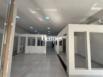 Ponto Comercial com 4 Quartos para alugar, 300m² no Nova Paulínia, Paulínia