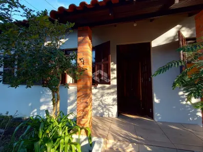 Casa com 3 Quartos à venda, 114m² no Niterói, Canoas