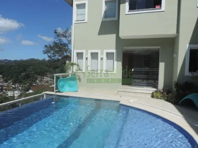 Casa com 4 Quartos à venda, 480m² no Mosela, Petrópolis