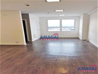 Sala Comercial à venda, 28m² no Centro, Jacareí