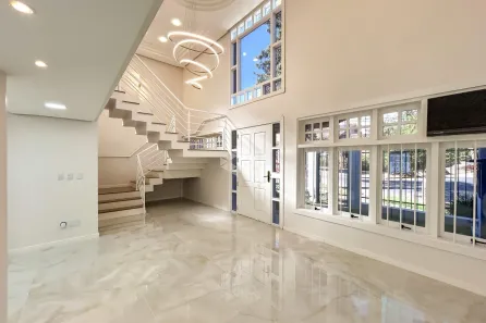 Casa com 4 Quartos à venda, 356m² no Chácara das Pedras, Porto Alegre
