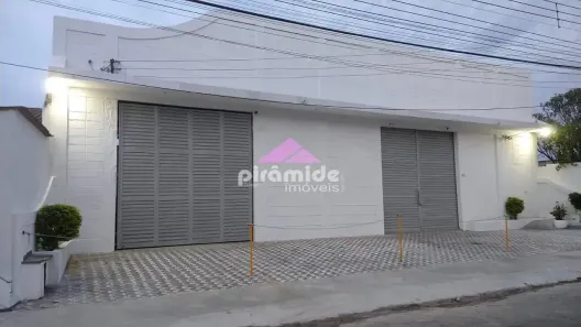 Ponto Comercial para venda ou aluguel, 770m² no Parque Balneário Poiares, Caraguatatuba