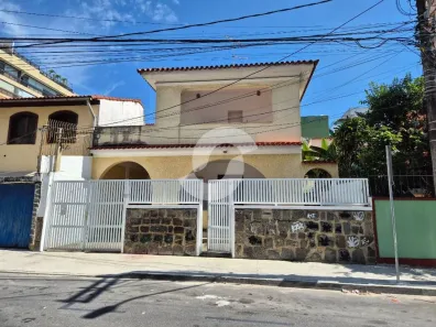 Casa com 5 Quartos à venda, 298m² no Charitas, Niterói