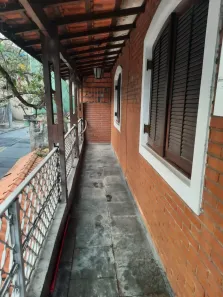 Sobrado com 4 Quartos à venda, 185m² no Jardim Beatriz, Taboão da Serra