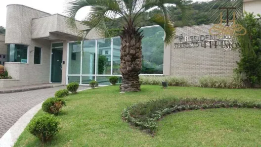 Casa de Condomínio com 3 Quartos para alugar, 112m² no Nova Esperança, Balneário Camboriú
