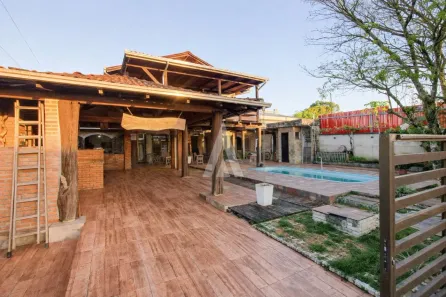 Sobrado com 4 Quartos à venda, 200m² no Centro, Barra Velha