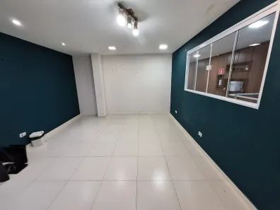 Sala Comercial para alugar, 26m² no Centro, Cotia