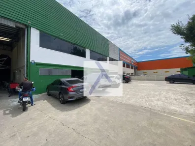 Galpão/Depósito/Armazém à venda, 3000m² no Jardim Triângulo, Taboão da Serra