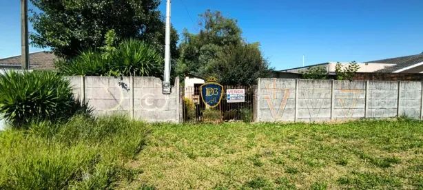 Lote/Terreno à venda, 400m² no Uvaranas, Ponta Grossa