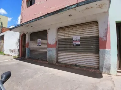 Ponto Comercial para alugar, 75m² no São José, Montes Claros