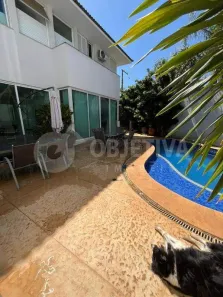 Casa com 5 Quartos à venda, 476m² no Tabajaras, Uberlândia