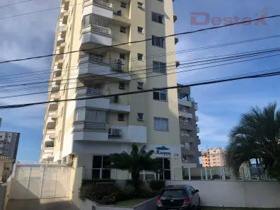 Apartamento com 2 Quartos à venda, 94m² no Barreiros, São José