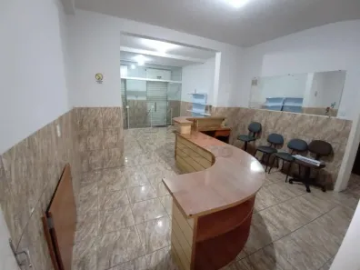 Prédio Comercial com 4 Quartos à venda, 204m² no Centro, Pelotas