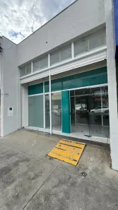 Sala Comercial para venda ou aluguel, 153m² no Centro, Atibaia