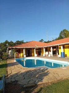 Fazenda/Sítio com 3 Quartos para alugar, 450m² no Canaã I, Jambeiro
