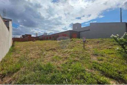 Lote/Terreno à venda, 180m² no Vila Bela, Capivari