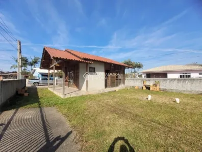 Casa com 2 Quartos à venda, 360m² no Passagem do Massiambú, Palhoça