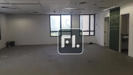 Sala Comercial à venda, 200m² no Vila Olímpia, São Paulo