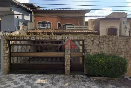 Sobrado com 3 Quartos à venda, 320m² no Jardim Realce, Suzano