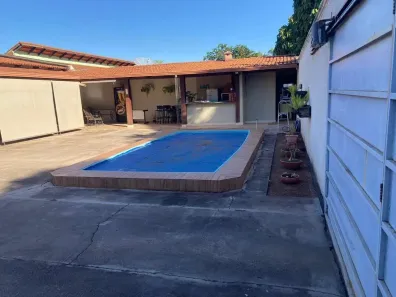 Casa com 3 Quartos à venda, 147m² no Setor Gentil Meireles, Goiânia