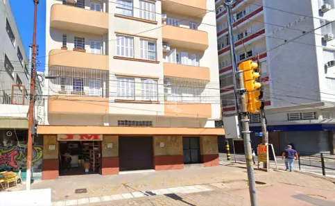Ponto Comercial à venda, 30m² no Centro Histórico, Porto Alegre
