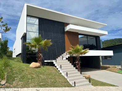 Casa de Condomínio com 3 Quartos à venda, 419m² no São Simão, Criciúma