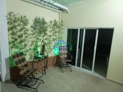 Sobrado com 4 Quartos à venda, 267m² no Cidade Dutra, São Paulo