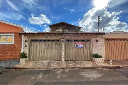 Casa com 3 Quartos à venda, 162m² no Campos Elíseos, Ribeirão Preto