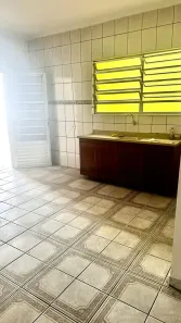 Casa com 2 Quartos para alugar, 10m² no Jardim Elisa Maria, São Paulo