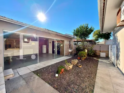 Casa com 4 Quartos à venda, 222m² no XANGRI-LÁ, Xangri-lá