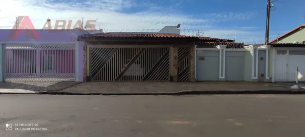 Casa com 3 Quartos à venda, 216m² no Jardim Acapulco, São Carlos