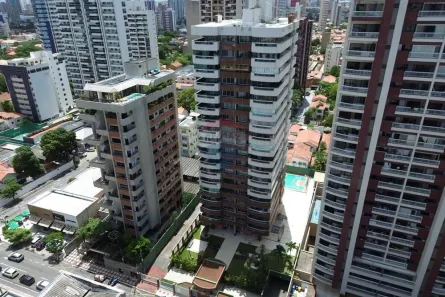 Apartamento com 3 Quartos à venda, 193m² no Meireles, Fortaleza
