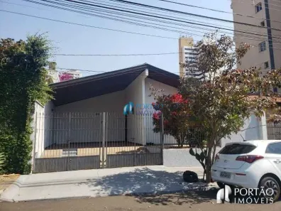 Casa com 3 Quartos para venda ou aluguel, 148m² no Vila Nova Cidade Universitária, Bauru