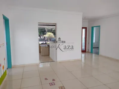 Prédio Comercial com 5 Quartos à venda, 370m² no Jardim Esplanada, São José dos Campos