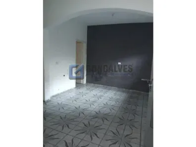 Sobrado com 6 Quartos à venda, 228m² no Jardim Stella, Santo André