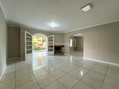 Casa de Condomínio com 4 Quartos para alugar, 172m² no Cavalhada, Porto Alegre
