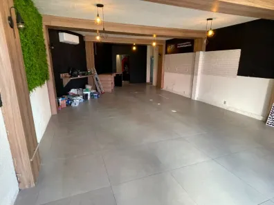 Sala Comercial para alugar, 100m² no Centro, Balneário Camboriú