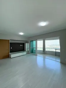 Apartamento com 3 Quartos para alugar, 115m² no Jardim Tabaete, Maringá