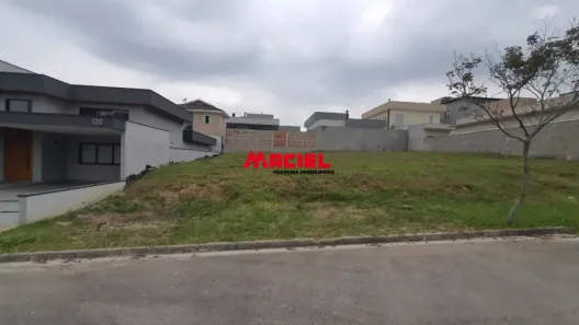 Lote/Terreno à venda, 300m² no Condomínio Terras do Vale, Caçapava