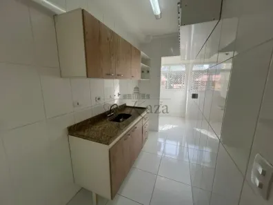 Apartamento com 3 Quartos para alugar, 100m² no Jardim das Indústrias, São José dos Campos