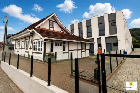 Prédio Comercial para alugar, 954m² no Anita Garibaldi, Joinville
