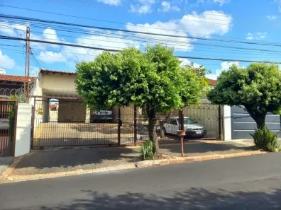 Imóvel Comercial com 3 Quartos à venda, 280m² no Vila Souto, Bauru